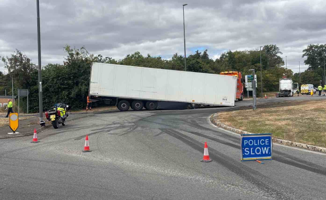 Turned Lorry at Beaconsfield Services