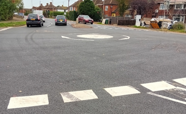 Roundabout resurfacing A41, adjacent to Griffin Lane