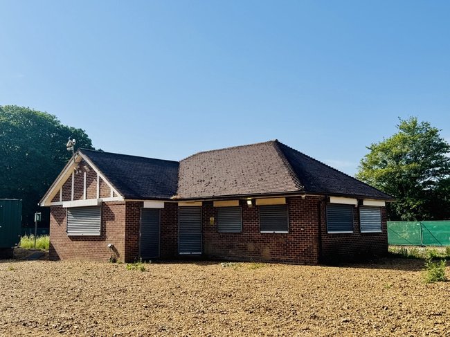 Image shows the external view of Stoke Poges Country Park café building