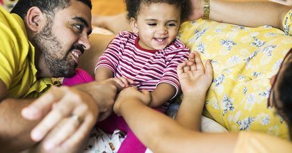 dad-playing-with-little-baby-daughter-resize-hero